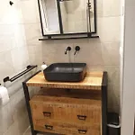 The Walnut Tree 4* Hellevoetsluis