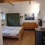 The Walnut Tree Hellevoetsluis