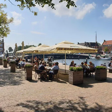 Oda ve Kahvaltı The Walnut Tree