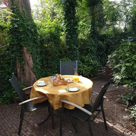 The Walnut Tree Frühstückspension